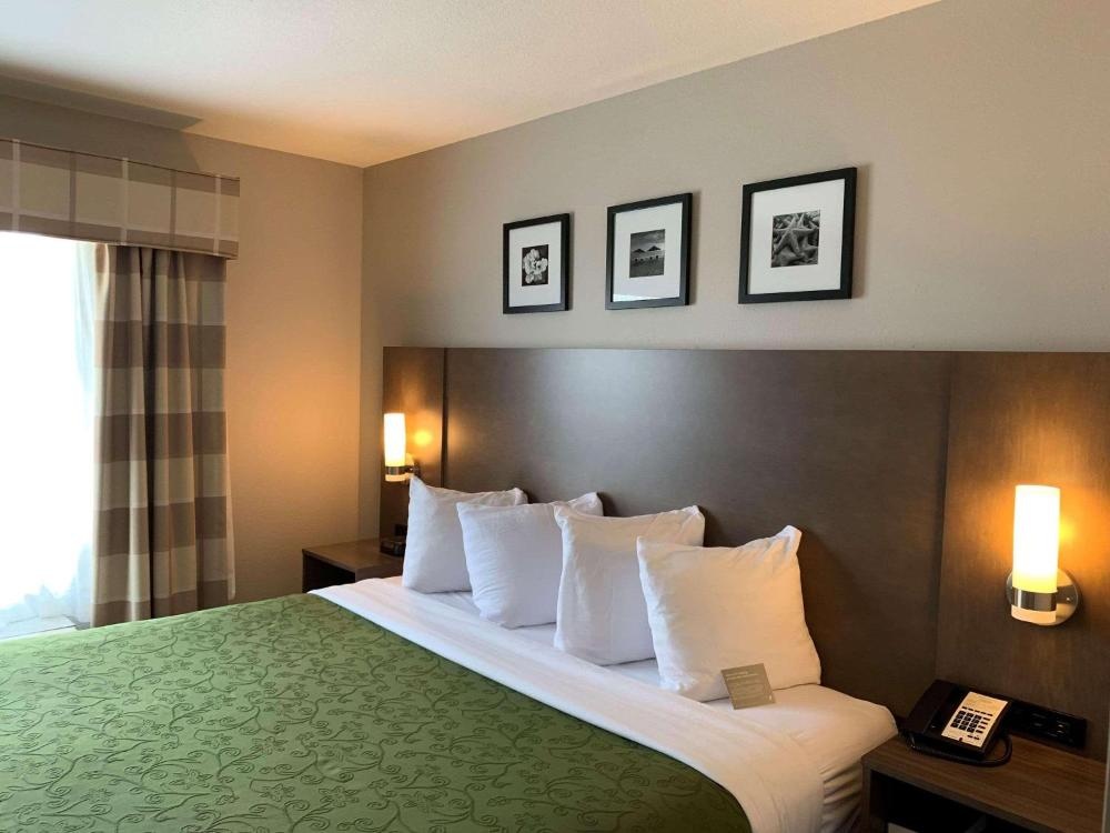Country Inn & Suites by Radisson Kenosha - Pleasant Prairie